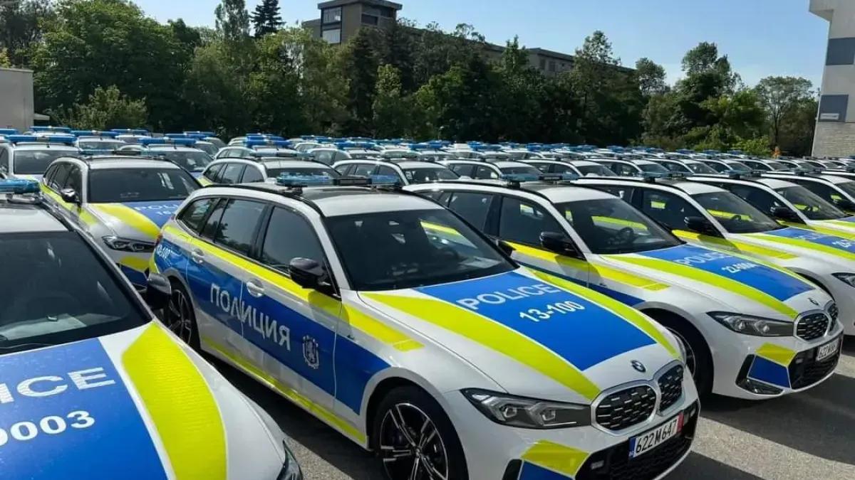 Какви коли кара МВР? От „Нива“ до BMW и Porsche: ДАННИ
