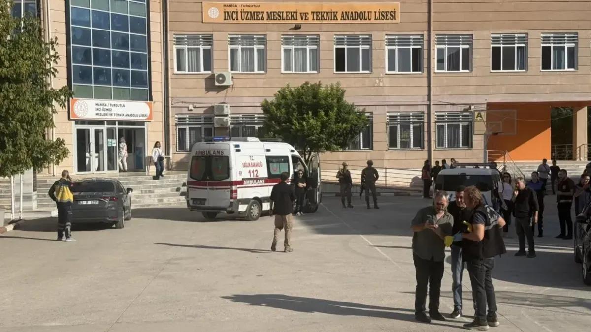 Стрелба край училище в Турция: 10 ранени, двама са в критично състояние