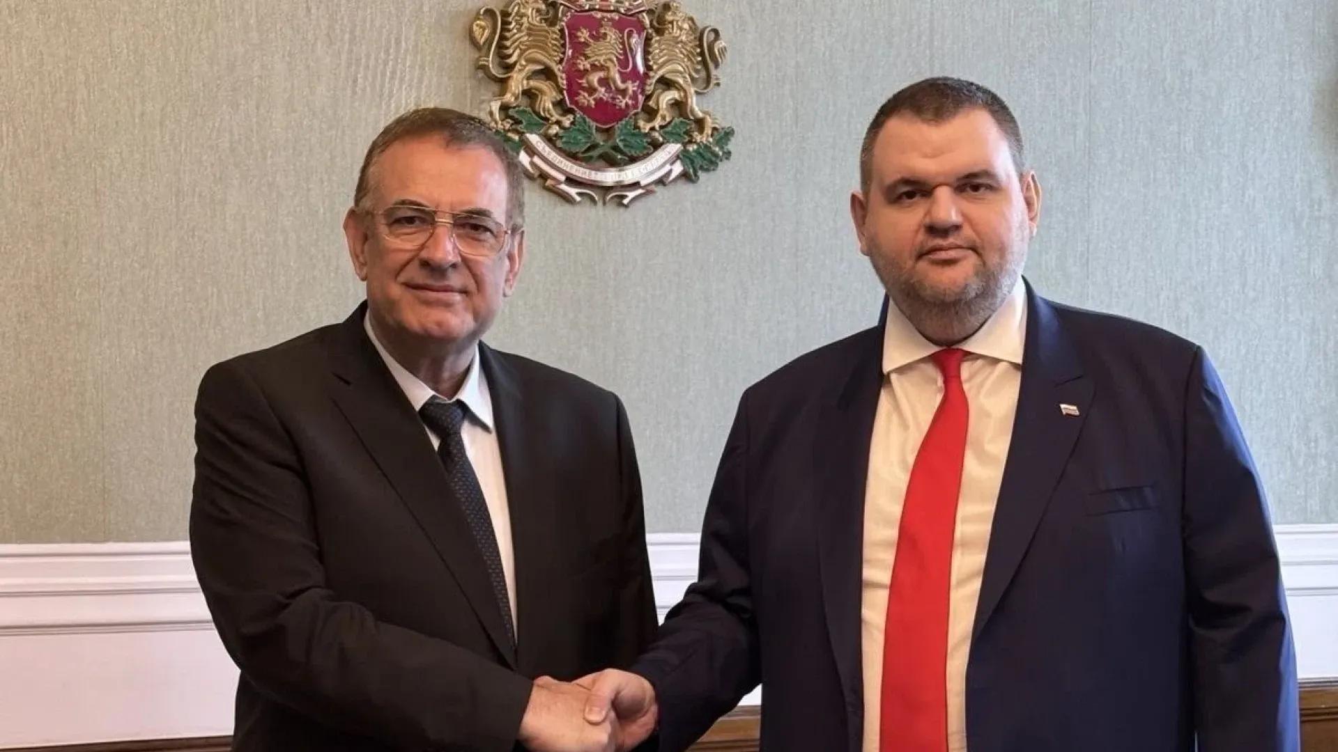 Политически обрат в ДПС: ВКС прекратява делото след отказ на Чакъров от жалбата