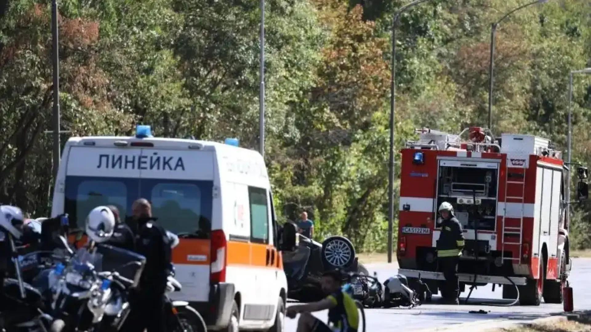 УЖАС! Двама загинаха при тежка катастрофа СНИМКА