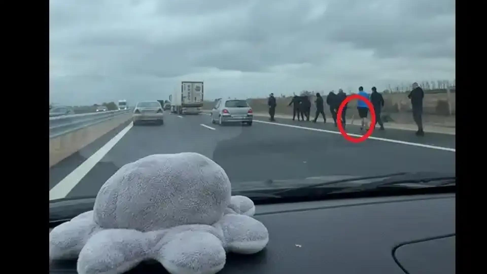 Извънредна ситуация на АМ „Хемус“ – напрежение и бой СНИМКА