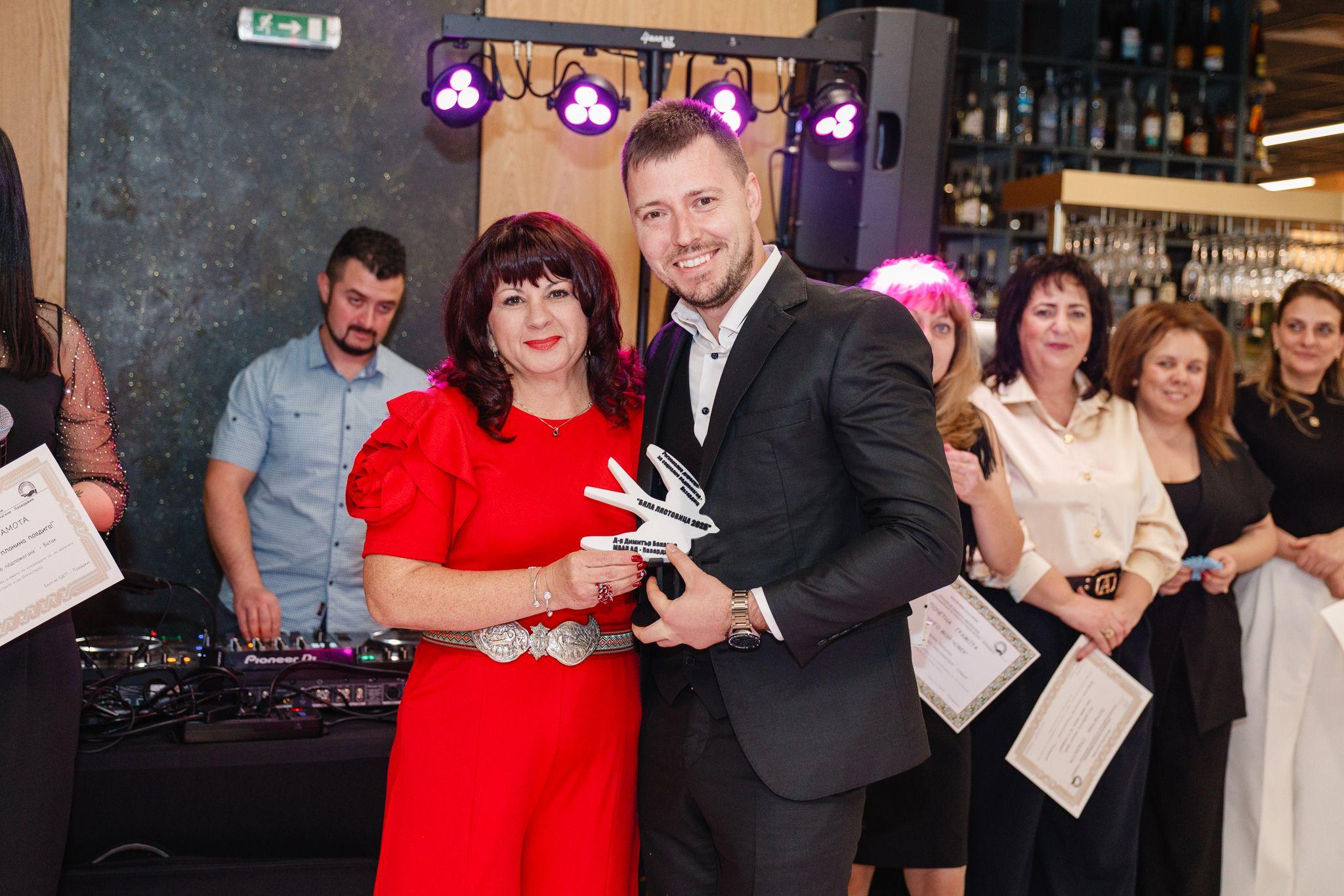 Когато медицината и доброто вървят заедно: д-р Димитър Бакалов с приза „Бяла лястовица“