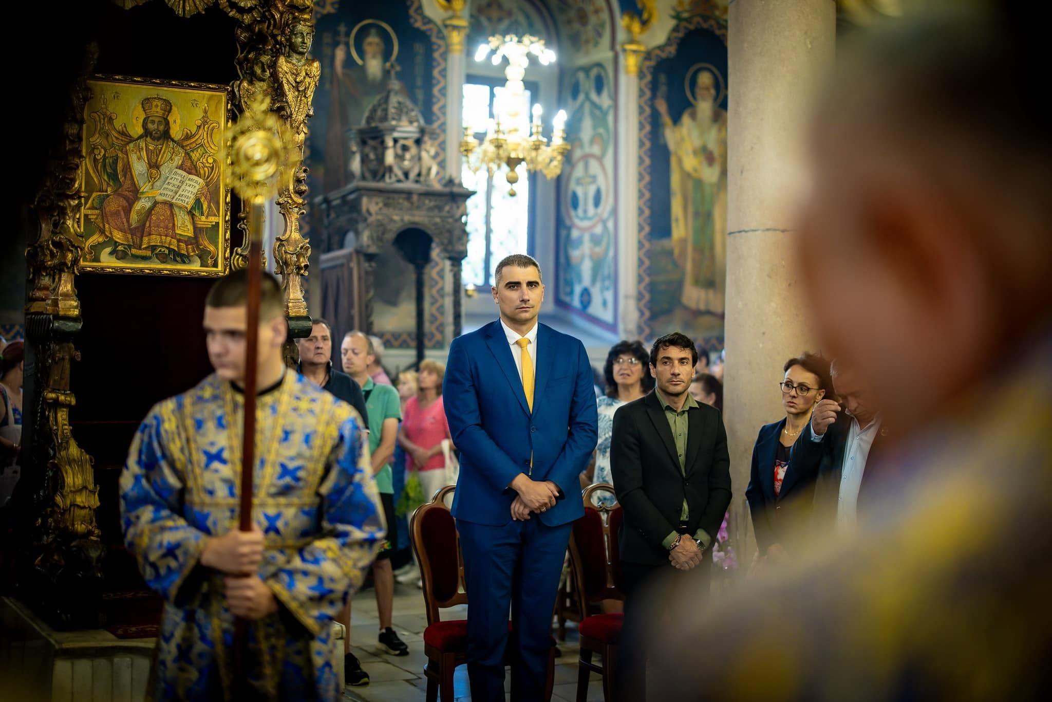 Петър Куленски: Нека Света Богородица закриля домовете ни и дарява здраве, мир и благоденствие на всички!