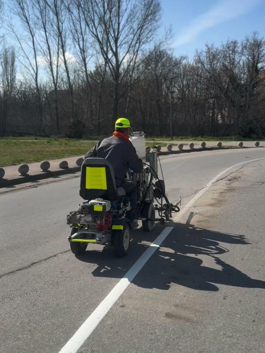 Градът става по-безопасен: Започна обновяването на пътната маркировка