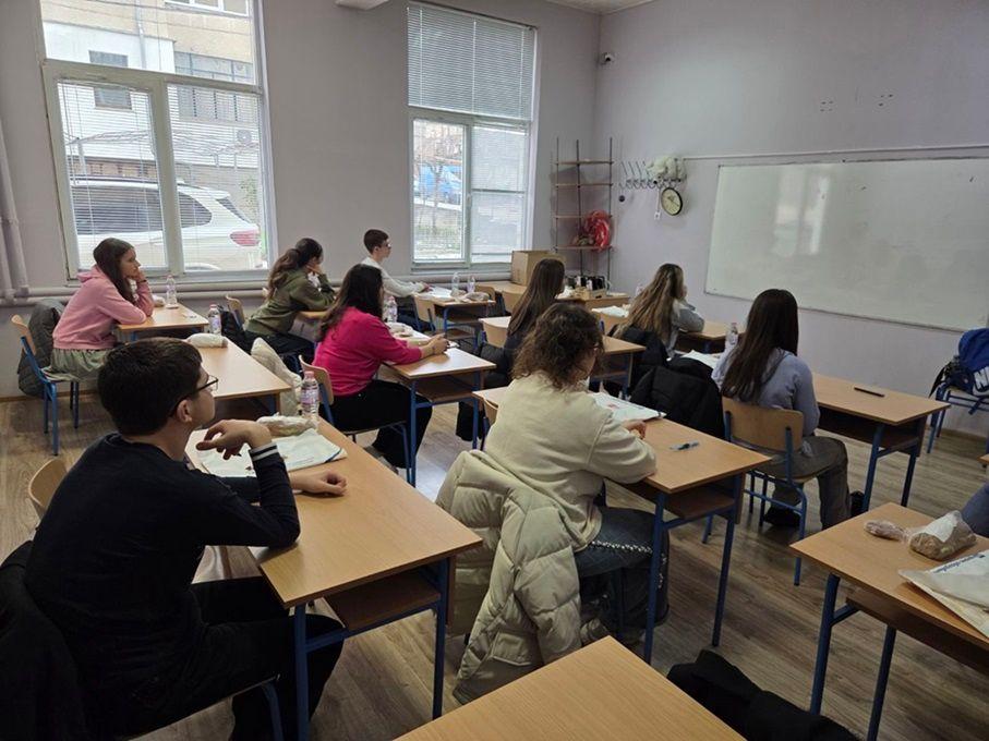 Ученички от Пазарджик заеха челните позиции в XV национално състезание по немски език