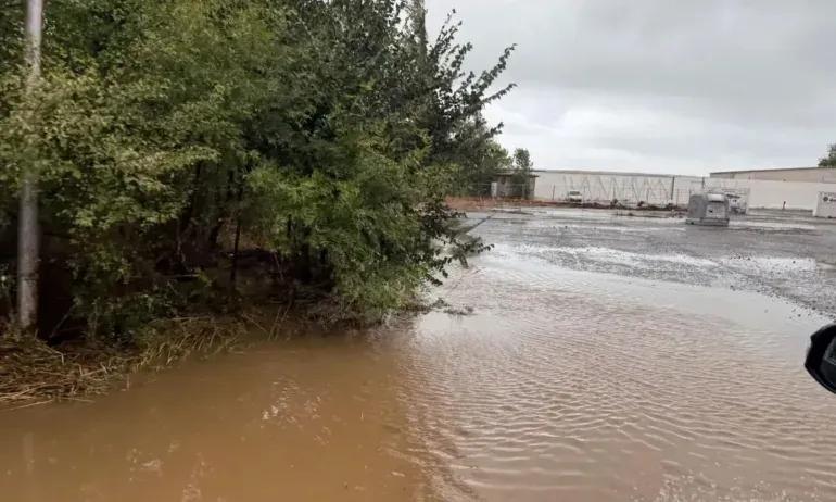ИЗВЪНРЕДНО: Работата по възстановяване на дигата на Телки дере е спряна по разпореждане на кмета на Гелеменово