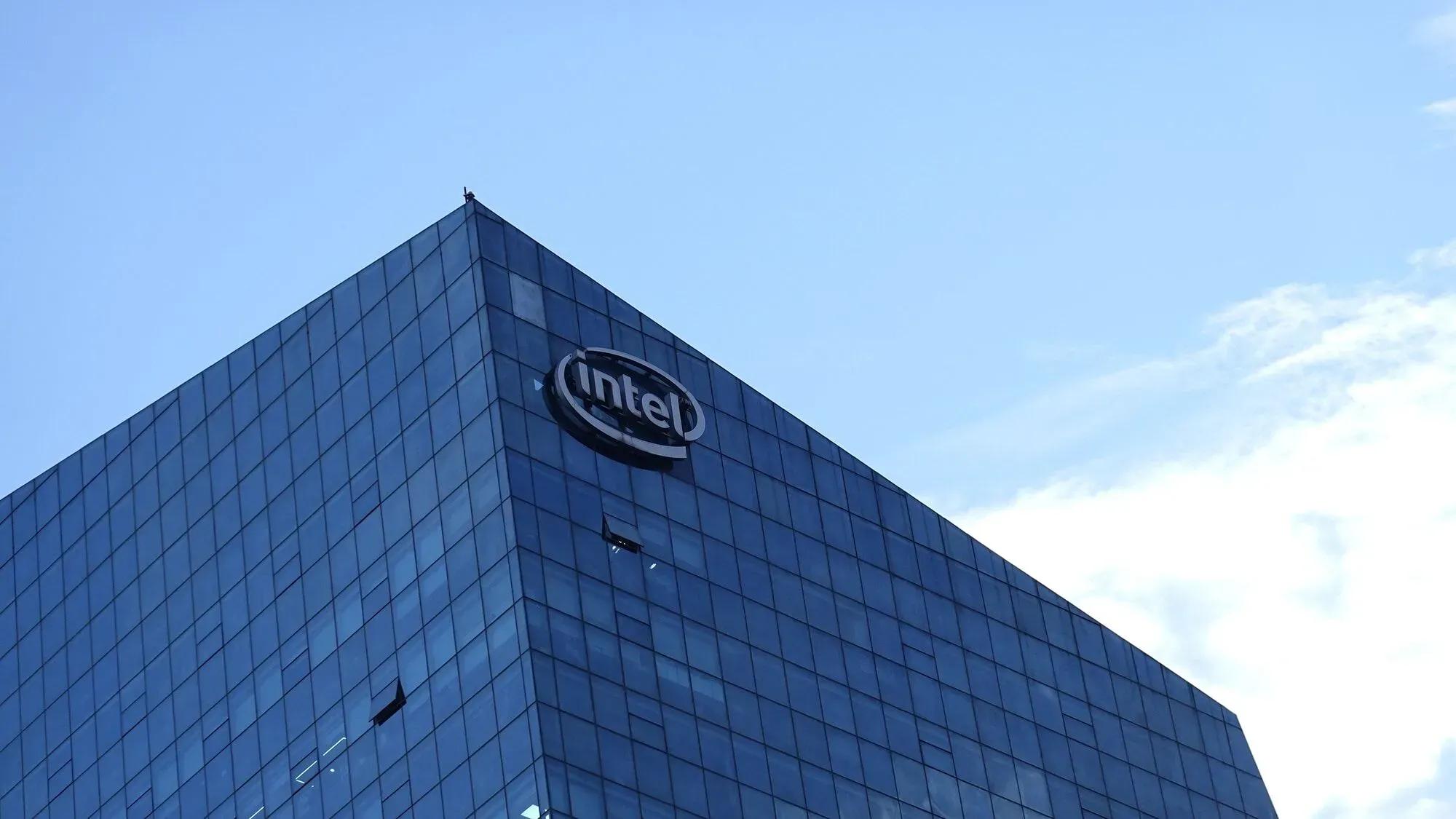 Nvidia инвестира 5 млрд. долара в Intel за съвместни чипове
