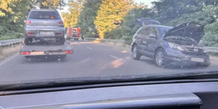 СНИМКА: Тежка катастрофа затвори пътя Пловдив-Пазарджик
