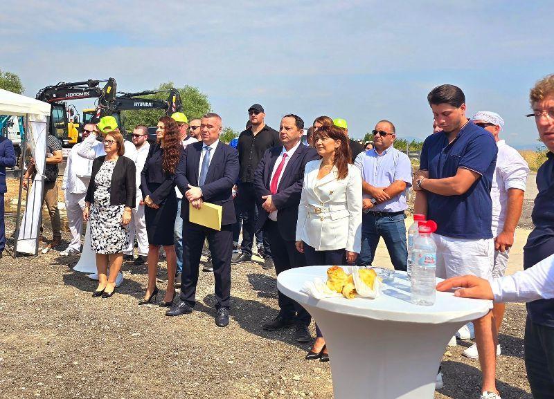 Министър Георги Тахов откри реконструиран напоителен канал между областите Пазарджик и Пловдив! СНИМКИ