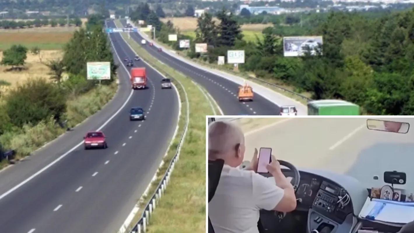 Безумие зад волана! Автобусен шофьор кара по магистралата с лакти, докато гледа TikTok