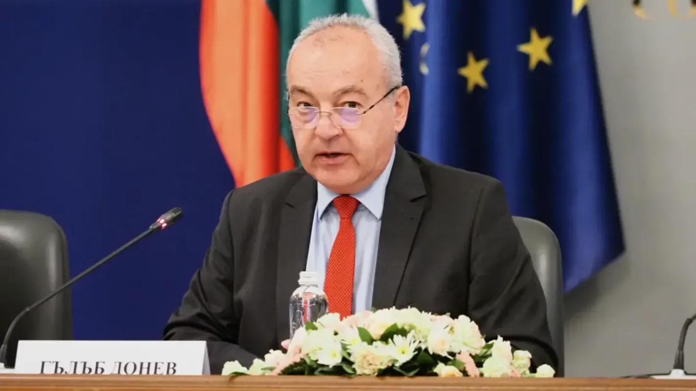 Добра новина: България се цели в дефицит под 3% до 2028 г. без вдигане на данъци