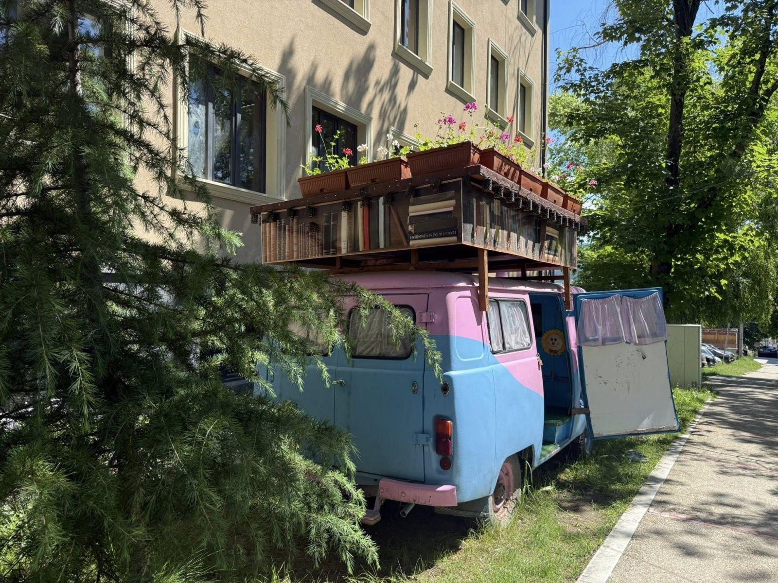 Скандал с детска библиотека разтърси община Ракитово! „Обществото ни има крещяща нужда от родители, които не са оставили децата си по течението на живота“