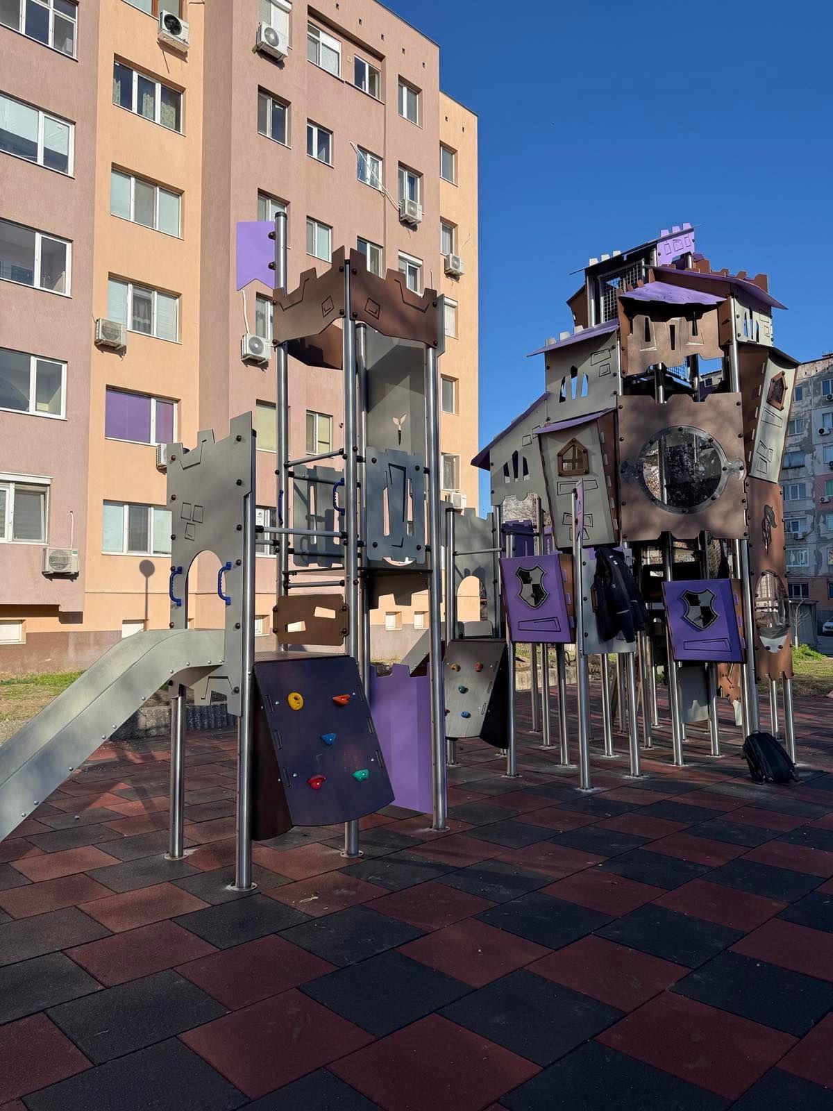 11 нови детски площадки радват най-малките в Община Пазарджик