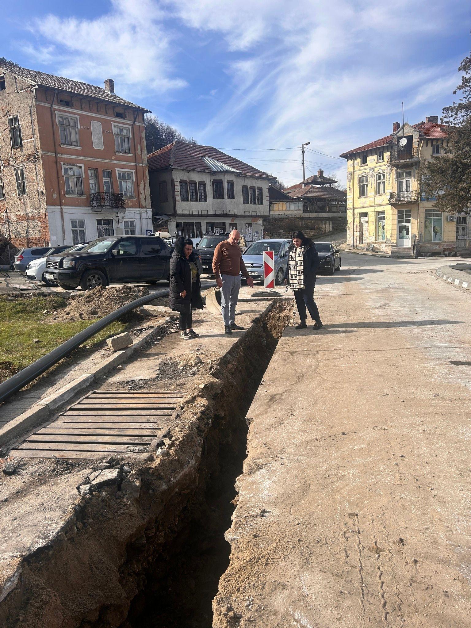 Строителството в Белово продължава с пълна сила благодарение на кметът инж. Стойко Стефанов – реални решения за хората в село Сестримо