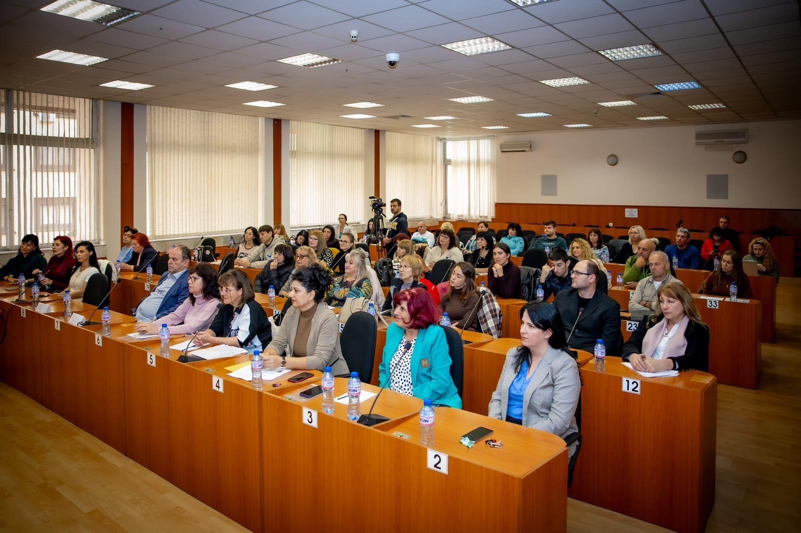 Регионална работна среща обсъди развитието на социалните услуги в община Пазарджик